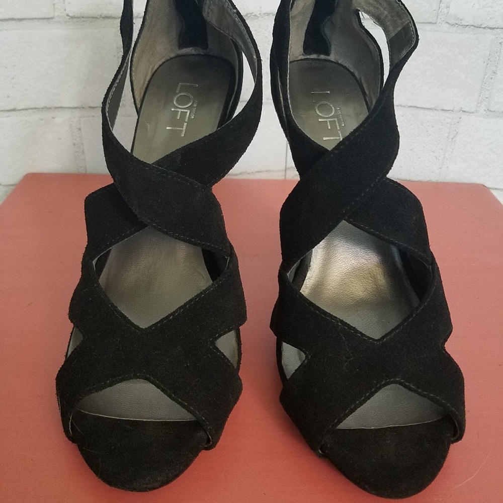 Ann Taylor LOFT Black Stilletos ✨Like NEW✨